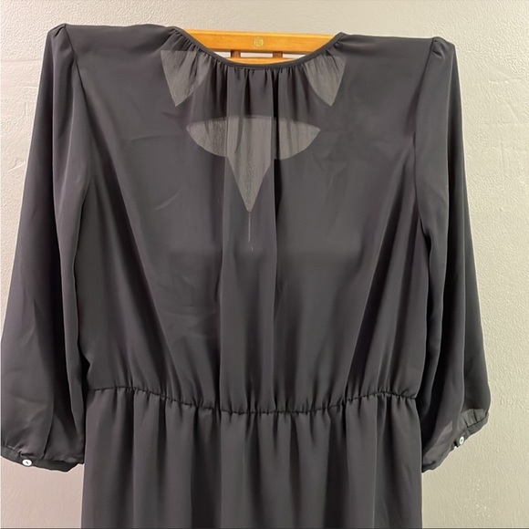 Women Black Dress size M with front pockets & long sleeeve - Picture 4 of 9